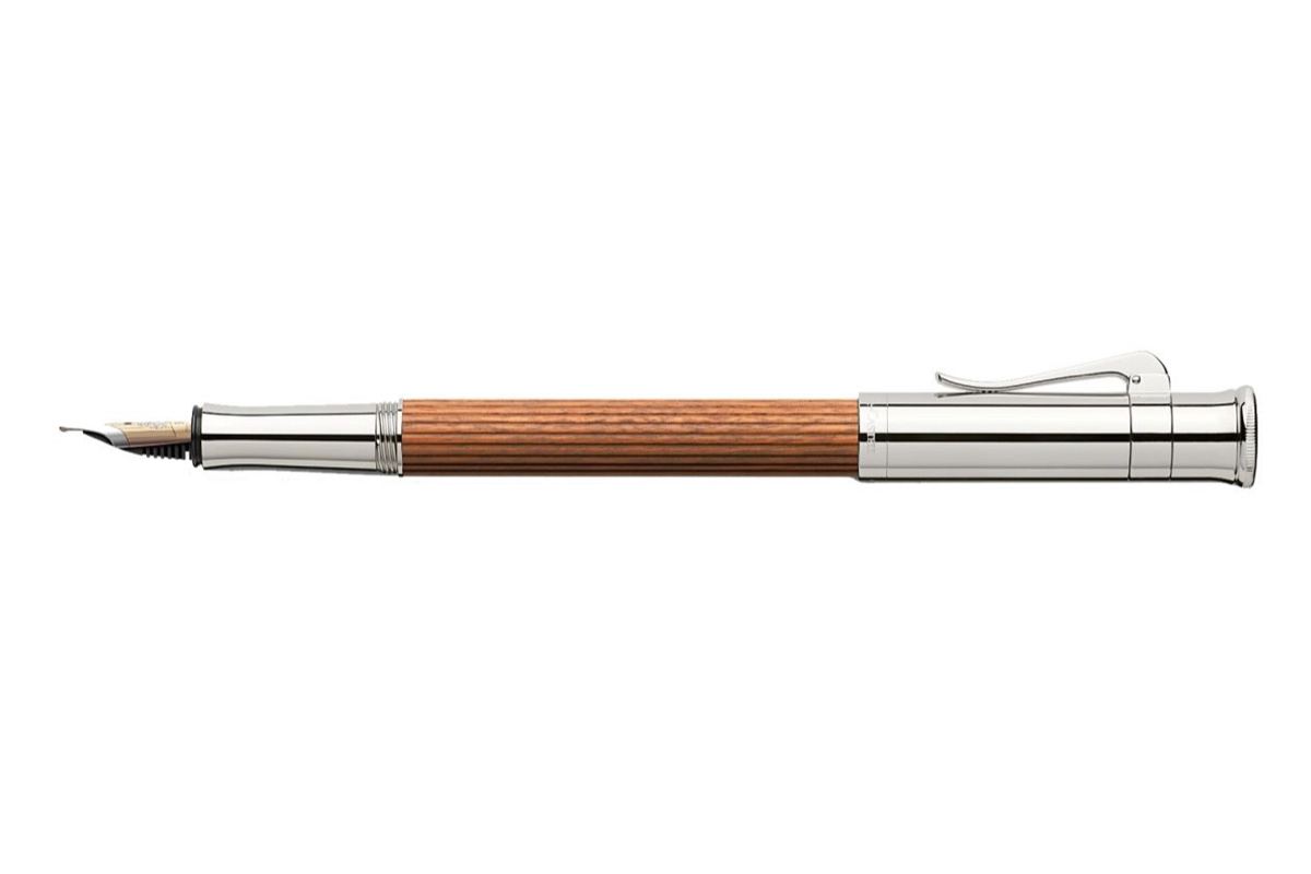 Buy your Graf von Faber-Castell Classic Wood Pernambuco Fountain Pen at Pengraveren.nl