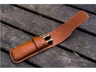 Een Galen Leather Flap Pen Case for Two Pens - Brown koop je bij P.W. Akkerman Amsterdam