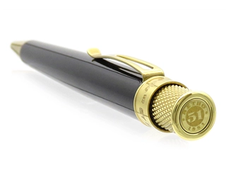 Een Retro 51 Tornado Brass Classic Black Rollerball koop je bij P.W. Akkerman Amsterdam