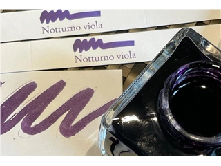 Een Scribo Inkt Notturno Viola 90mL koop je bij P.W. Akkerman Amsterdam