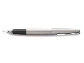 Een LAMY Studio Brushed Vulpen koop je bij P.W. Akkerman Amsterdam