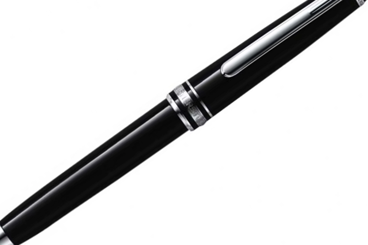 Buy your Montblanc Meisterstück Classique Platinum 0.5mm Mechanical Pencil at Pengraveren.nl