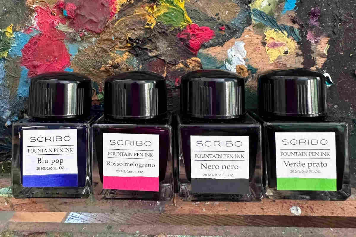 Een Scribo Mini Ink Collection 'Art' Set van 4 20ml Inktpotjes koop je bij P.W. Akkerman Amsterdam